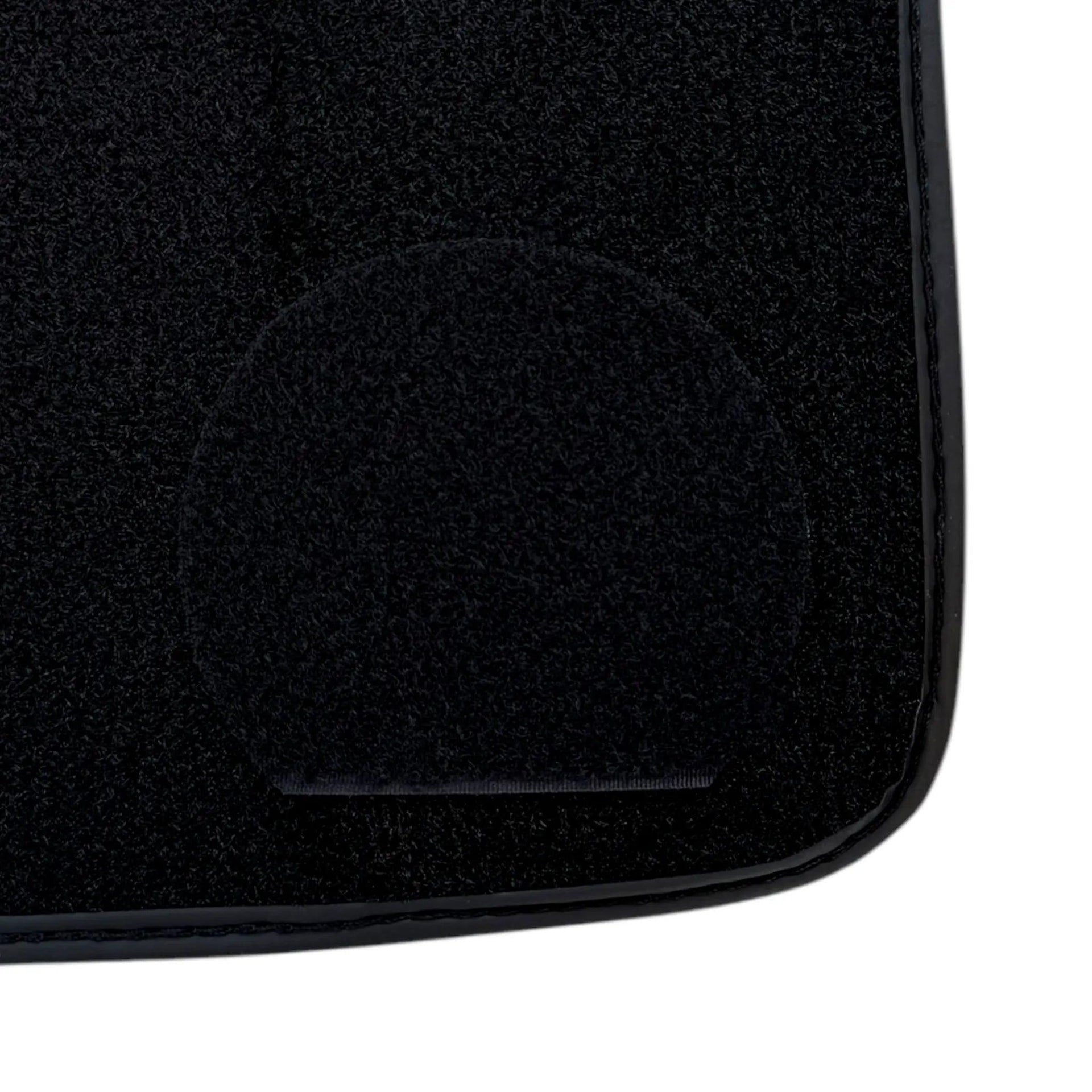 Black Floor Mats for Rolls Royce Cullinan (2018–2025) with Green Leather