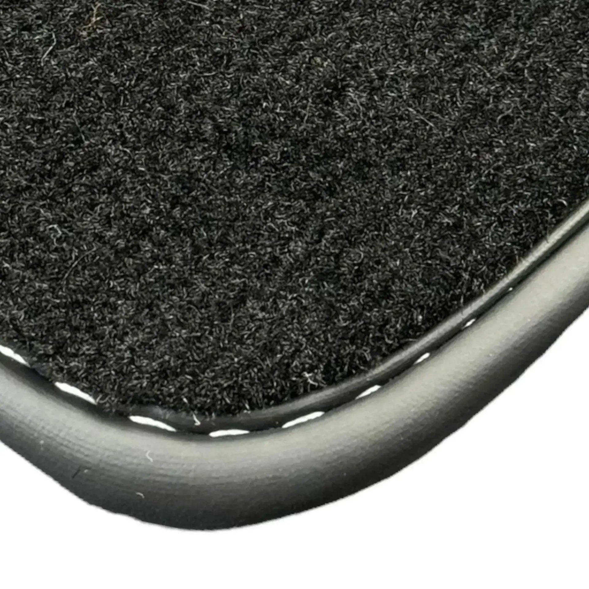 Black Floor Mats for Toyota Mirai (2016-2021) - AutoWin