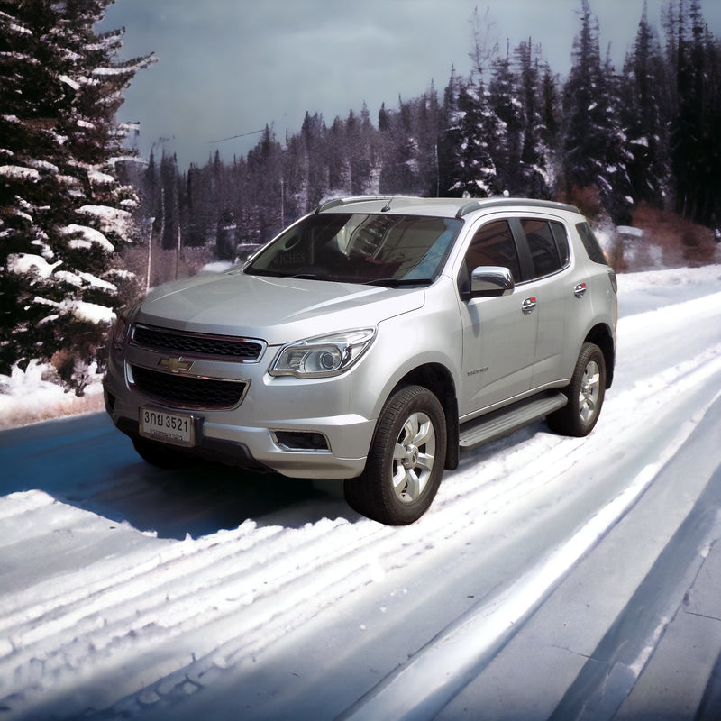 Autowin のシボレー トレイルブレイザー RG (2011-2024) 用オーダーメイドフロアマット