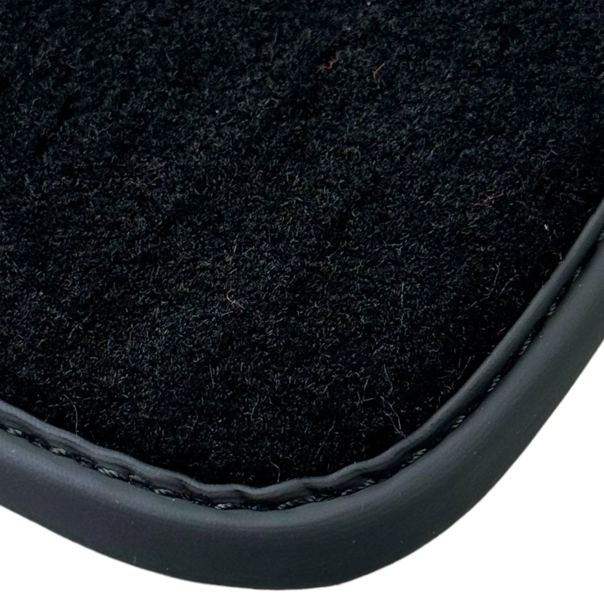 Black Floor Mats for Ferrari 296 GTB (2022-2027) with Carbon Fiber