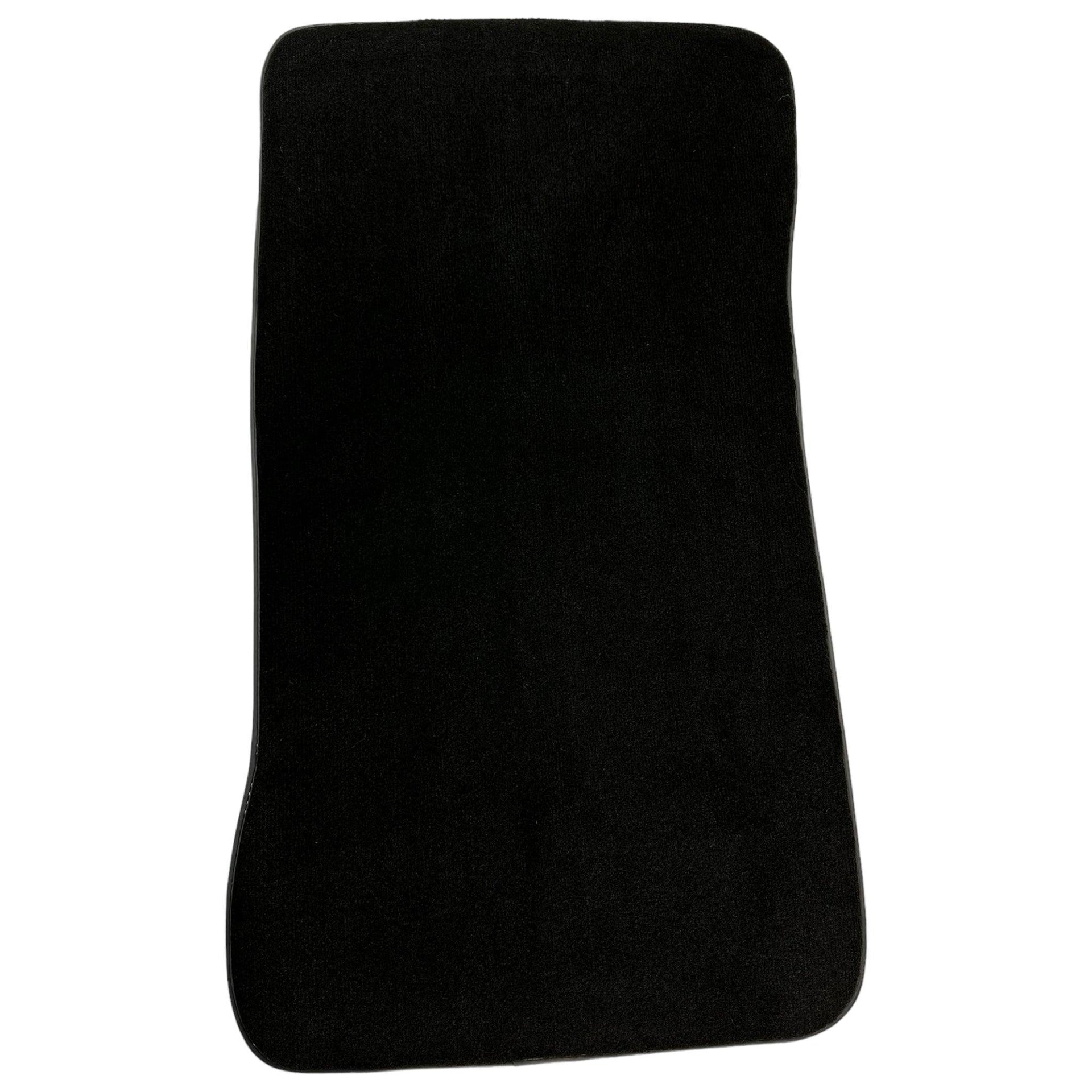 Black Floor Mats For Mercedes Benz C-Class W203 (2000-2007) - AutoWin