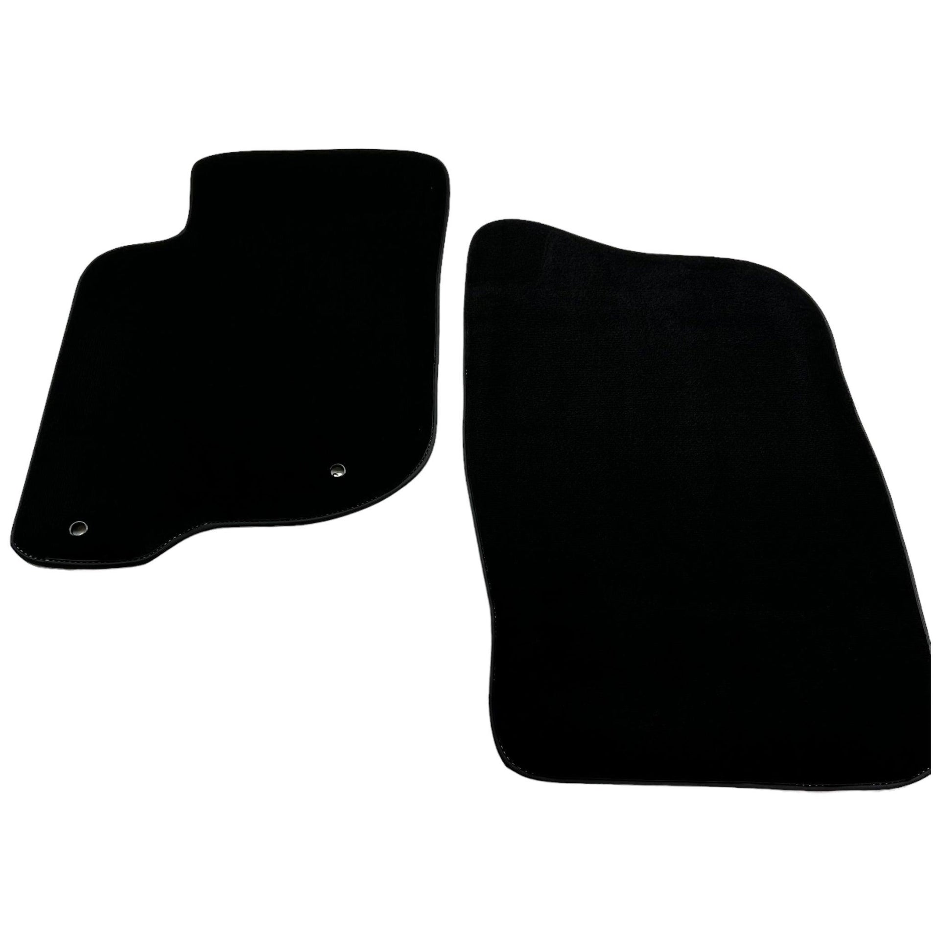 Black Floor Mats For Mitsubishi Pajero Sport (2009-2015) - AutoWin