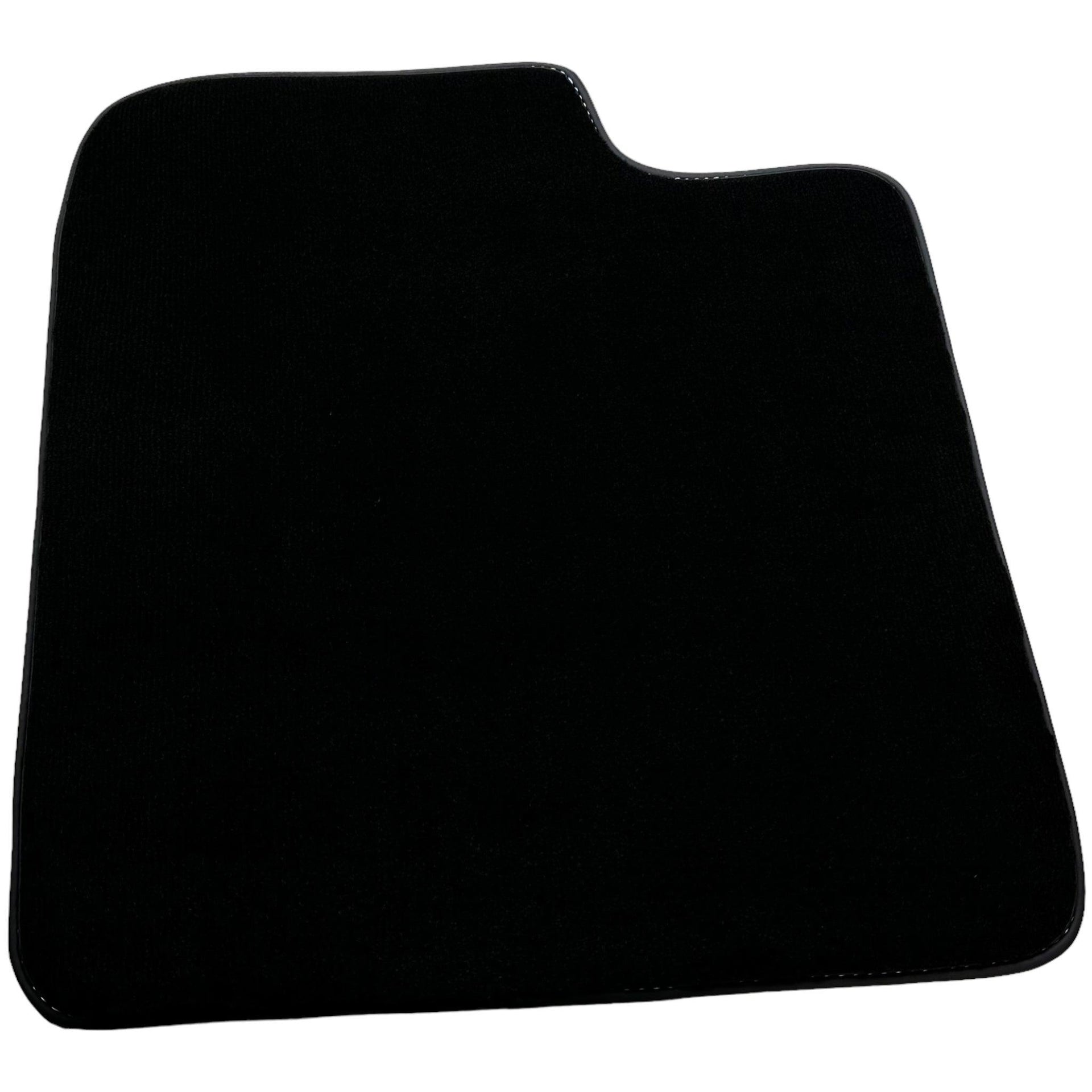 Black Floor Mats For Toyota Corolla E12 (2001-2007) - AutoWin