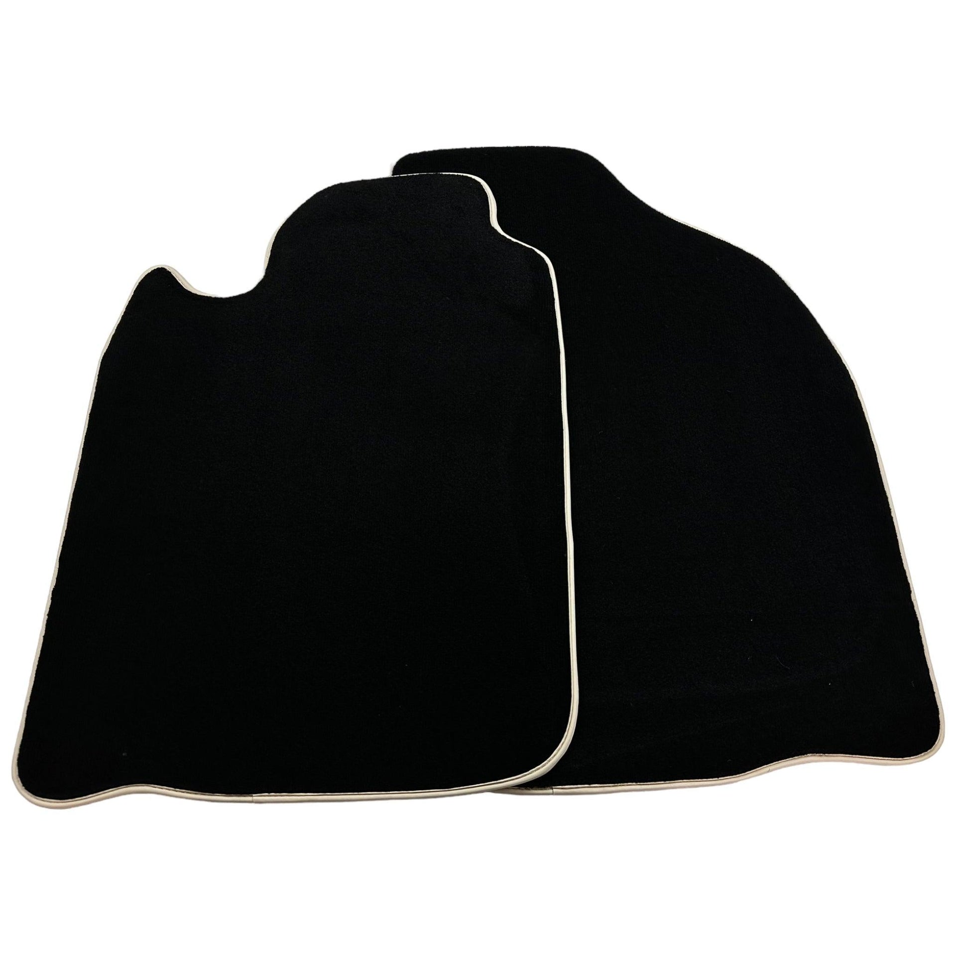 Black Floor Mats For Mitsubishi Pajero Sport (1996-2006) - AutoWin