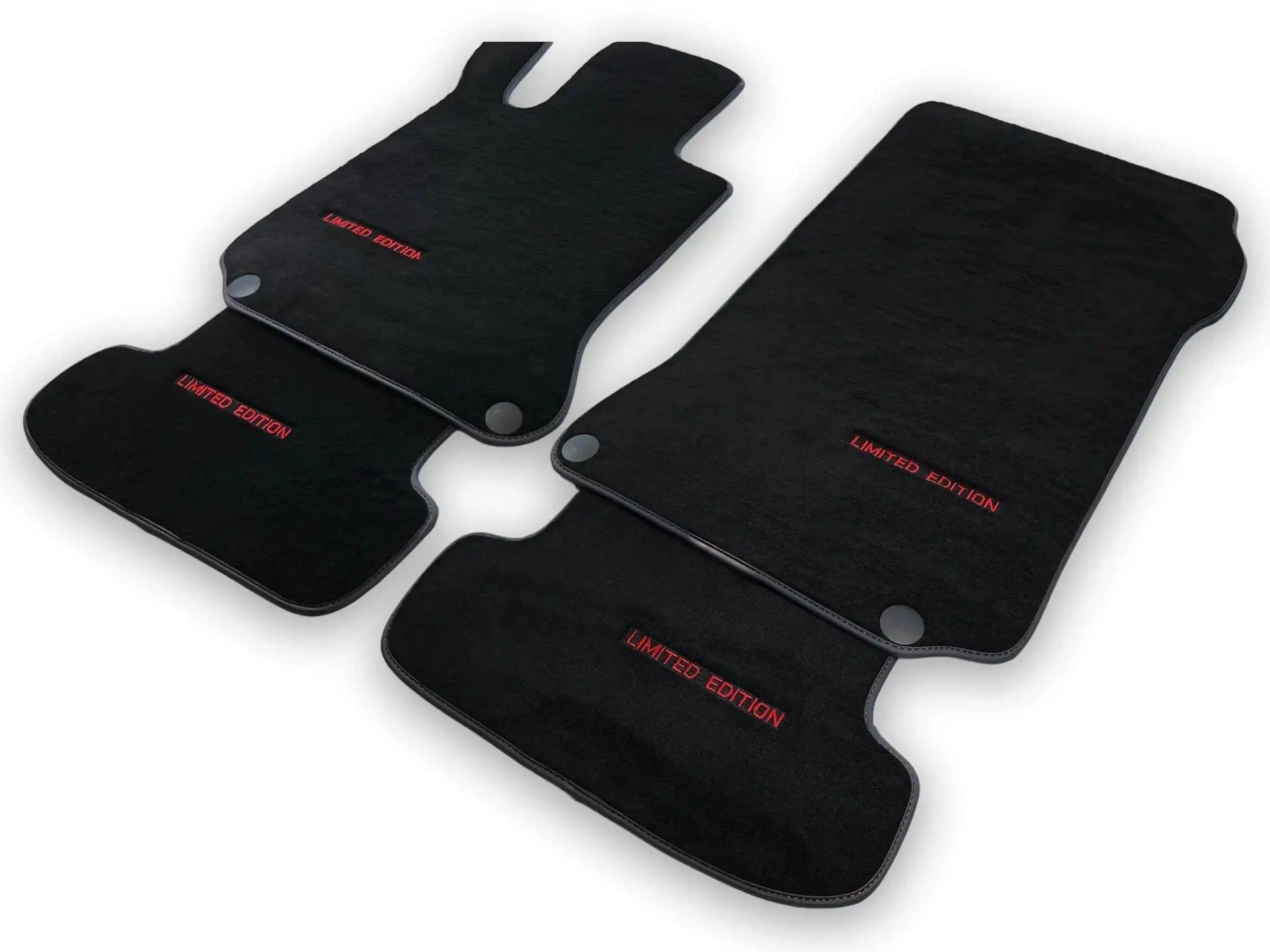 Black Sheepskin Floor Mats For Mercedes Benz E-Class W211 Sedan (2002-2009) | ER56 Design - AutoWin