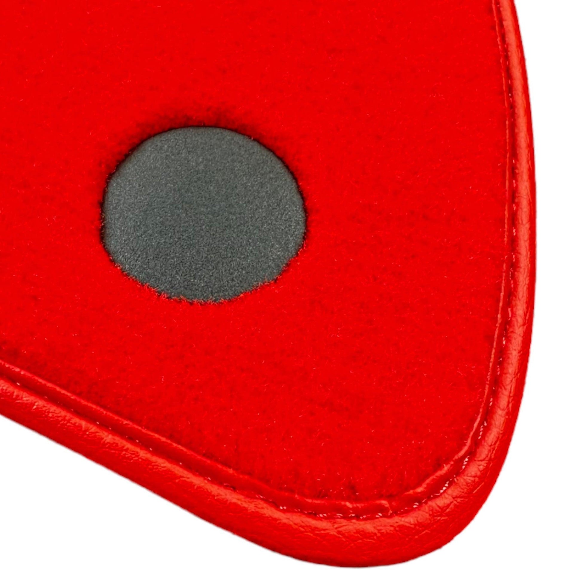 Red Floor Mats For Mercedes Benz C-Class S204 Estate (2007-2014) | Limited Edition - AutoWin