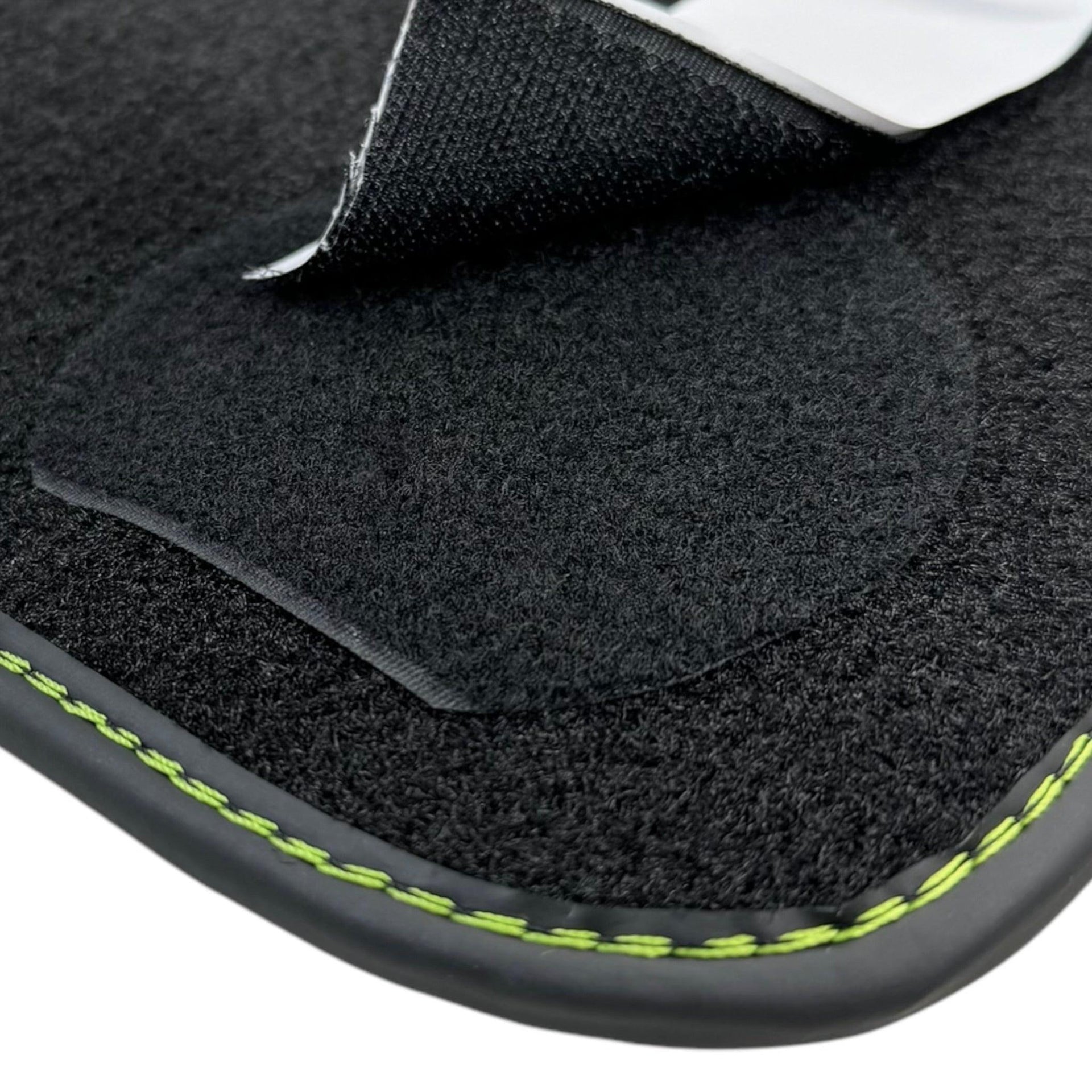 Black Floor Mats for Lamborghini Huracan Tecnica with Alcantara Leather | Green Edition - AutoWin