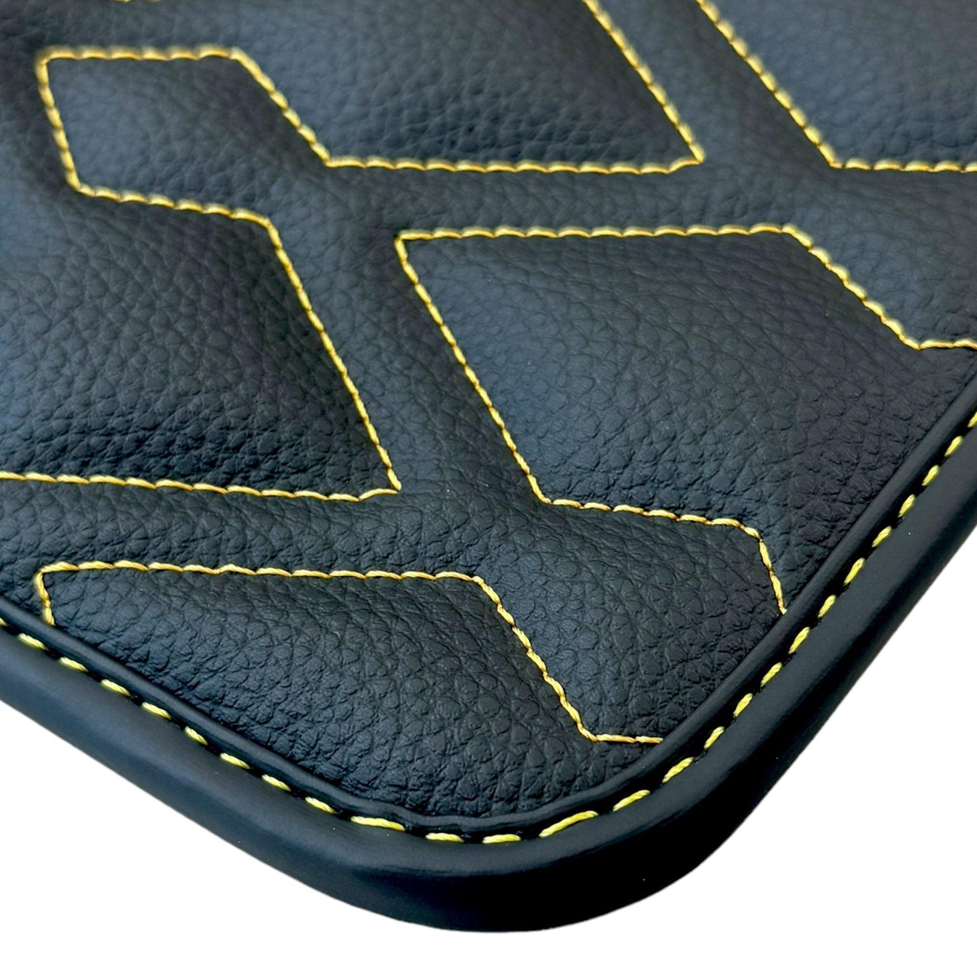 Black Leather Floor Mats for Rolls-Royce Wraith (2013–2023) ER56 Design - AutoWin