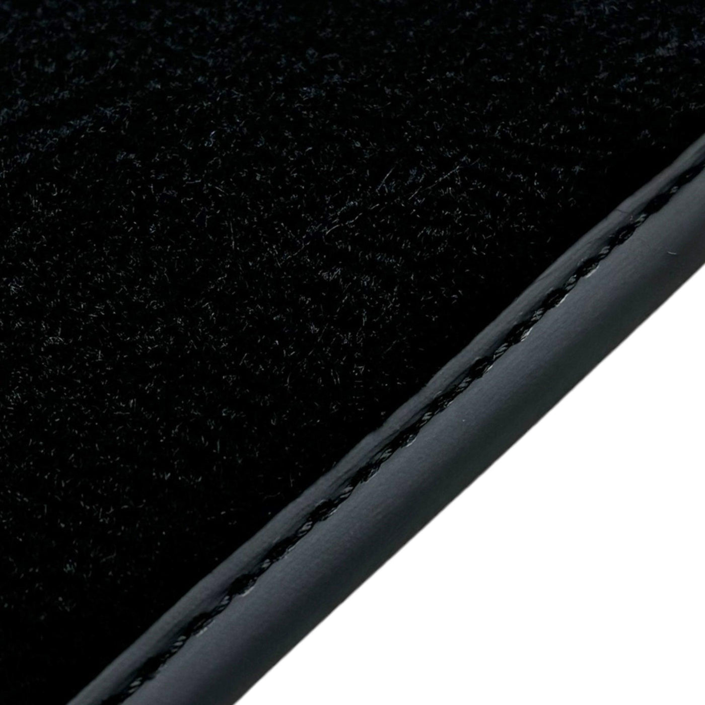 Black Floor Mats for McLaren 650S with Carbon | Right Hand Drive - AutoWin