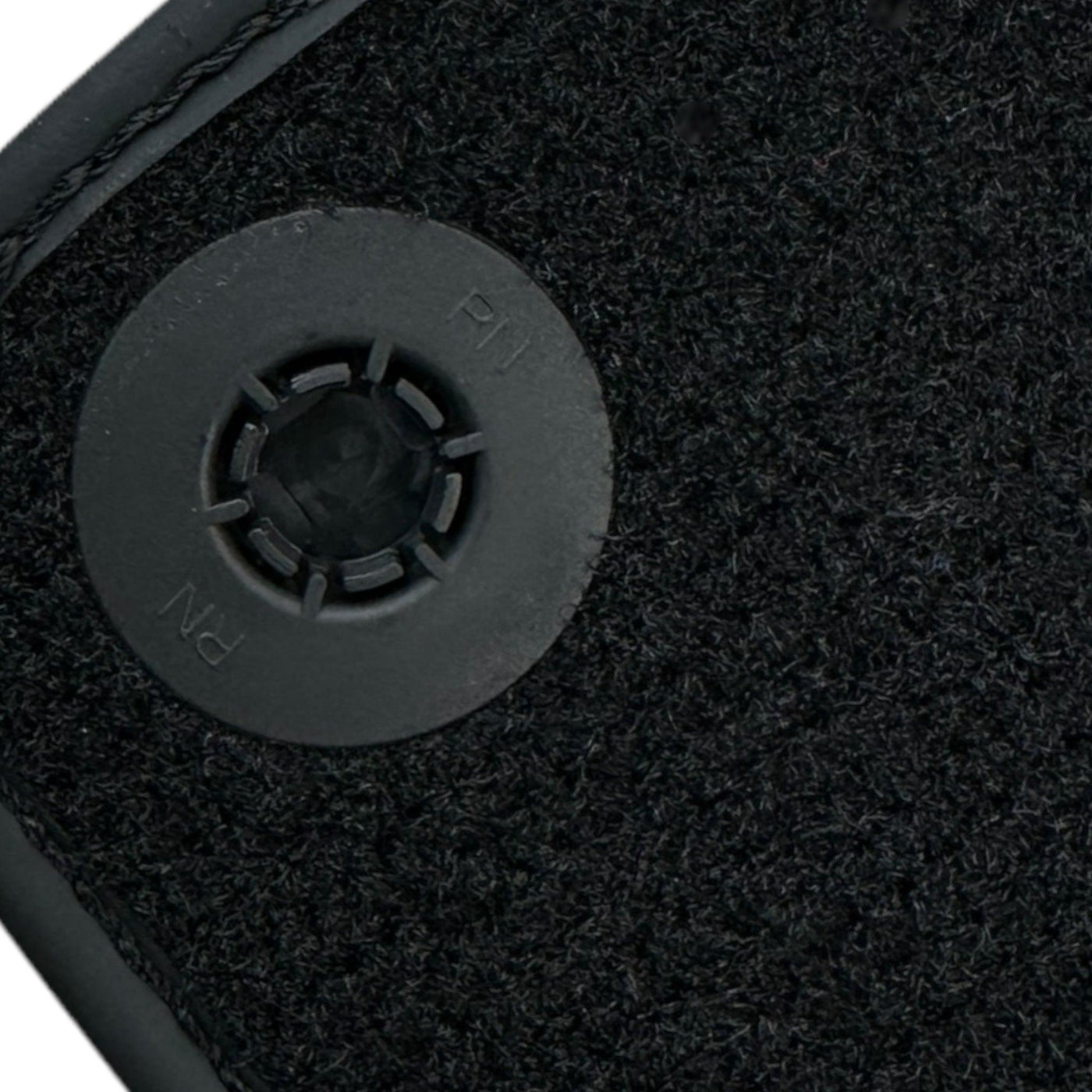 Black Floor Mats for McLaren 650S with Carbon | Right Hand Drive - AutoWin