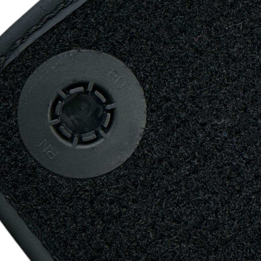 Black Floor Mats for McLaren 650S with Carbon | Right Hand Drive - AutoWin