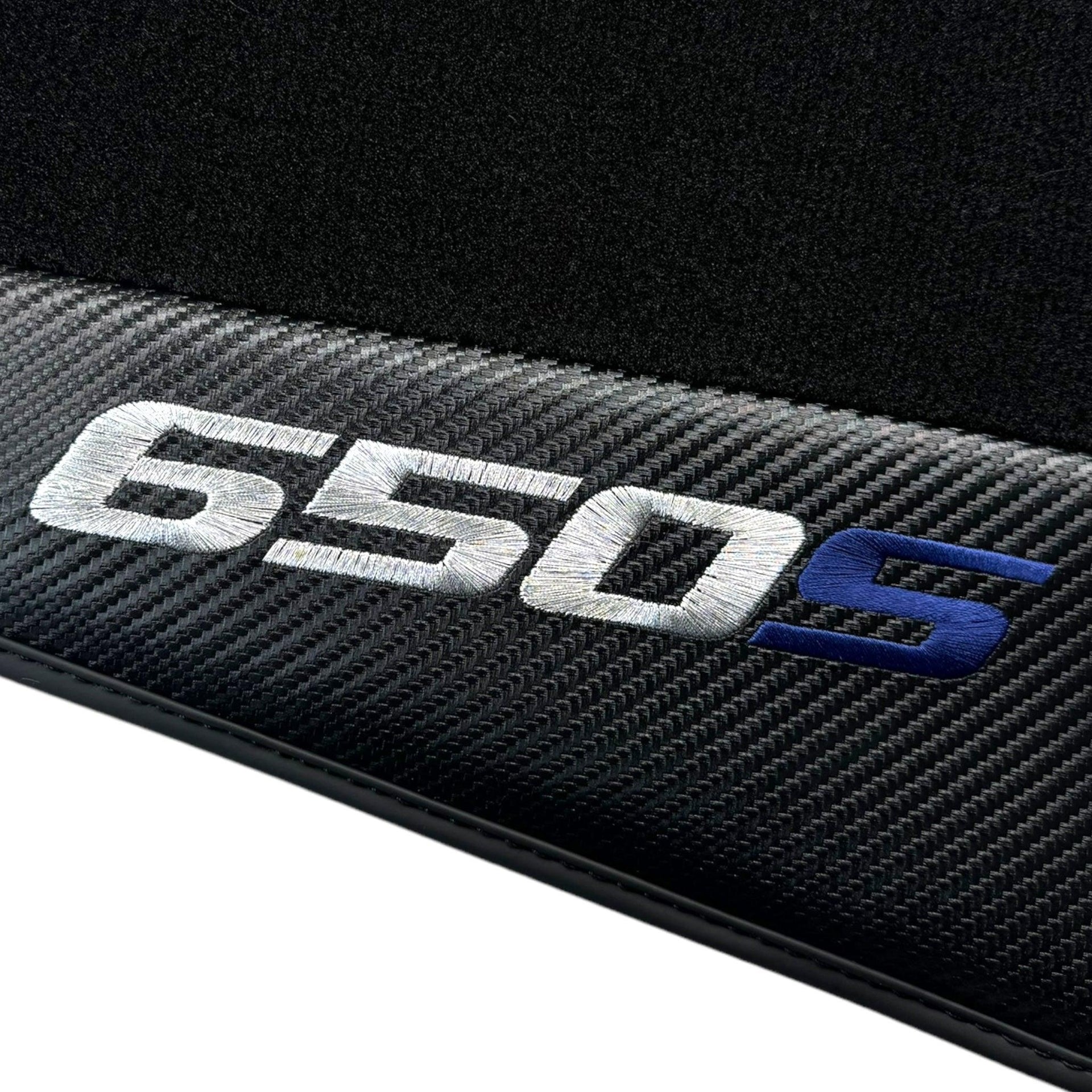 Black Floor Mats for McLaren 650S with Carbon | Right Hand Drive - AutoWin