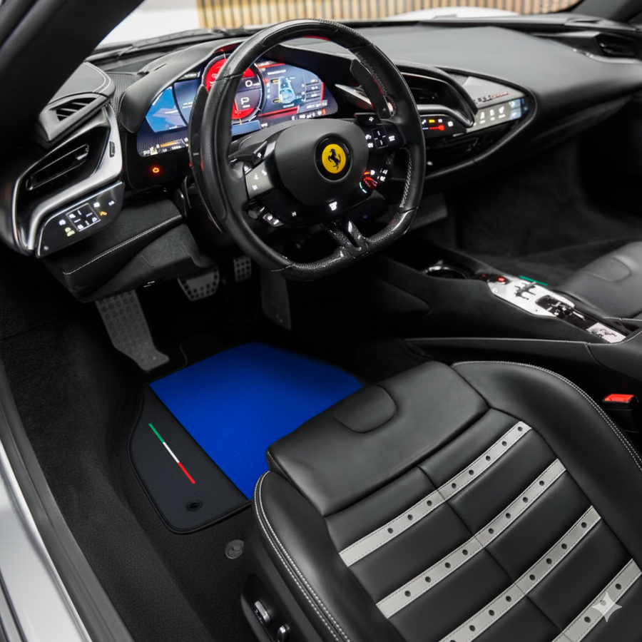 フェラーリ SF90 ストラダーレ (2019-2024) 用 レザー付き ブルー フロアマット