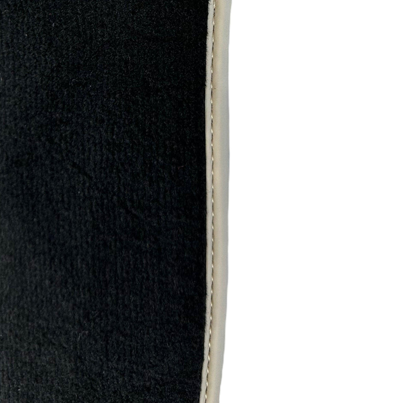 Black Floor Mats for Alfa Romeo 159 (2005-2011) - AutoWin