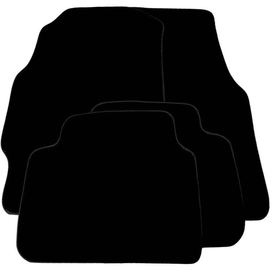 Black Floor Mats for Toyota Hilux Xtra Cab (2016-2023) - AutoWin