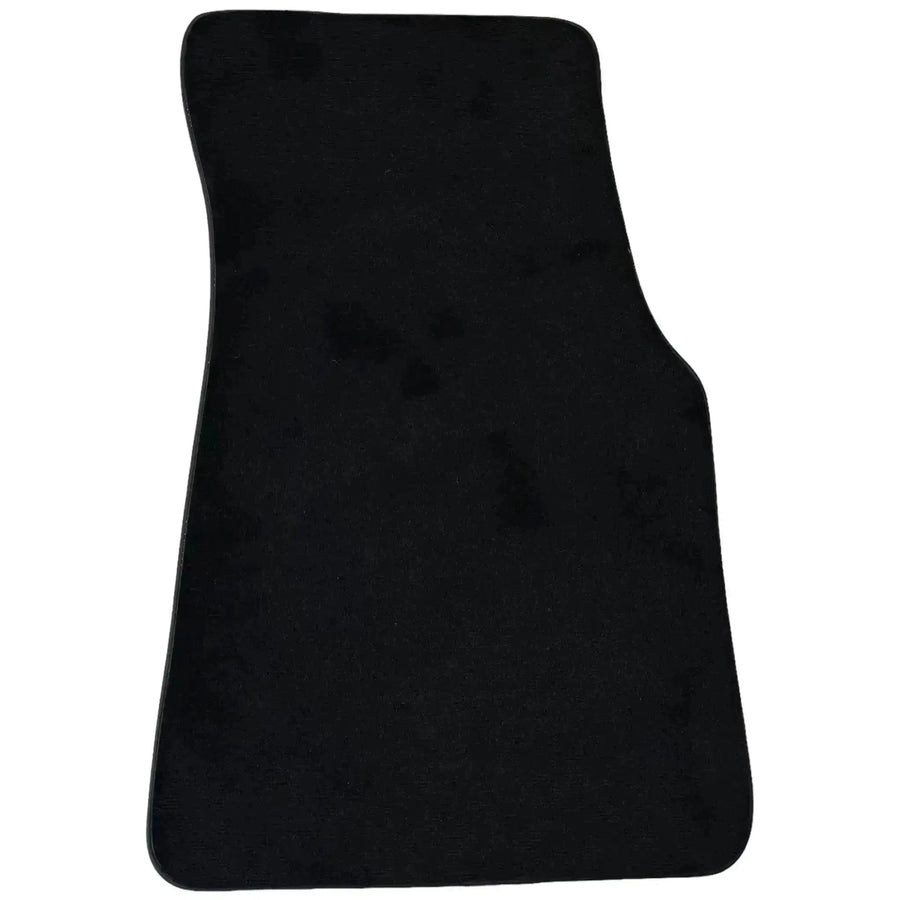 Black Floor Mats for Toyota Yaris 3 (2017-2020) - AutoWin