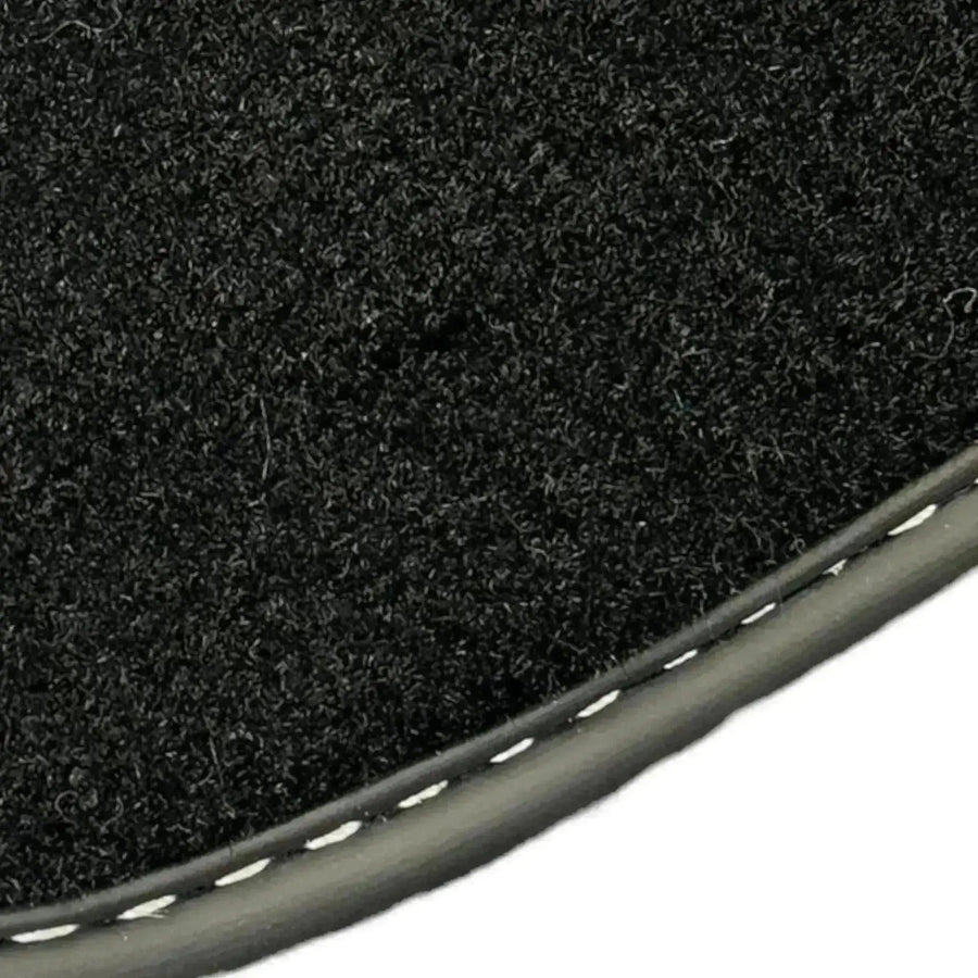 Black Floor Mats for Toyota Yaris 4 Cross | Hybrid (2021-2023) - AutoWin