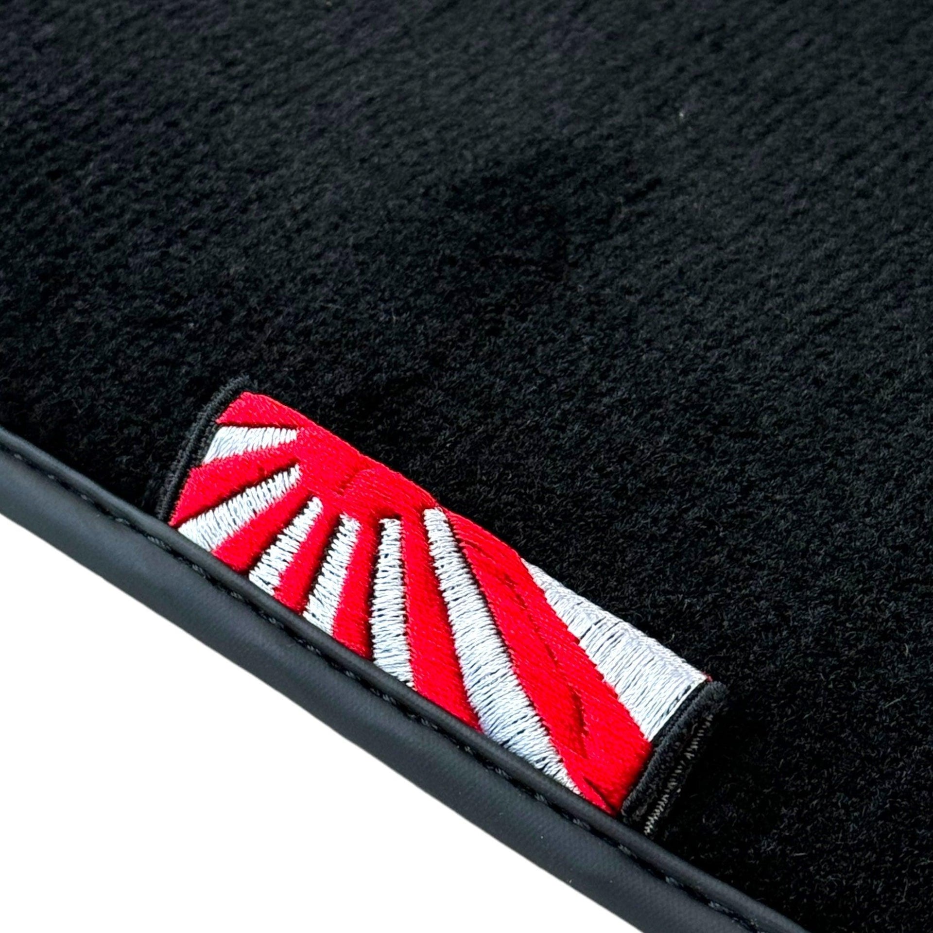 Black Floor Mats for Lexus IS 300 (2001-2003) ER56 - AutoWin