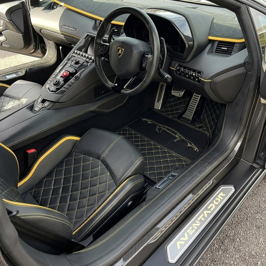 ランボルギーニ アヴェンタドール SV SVJ 用レザーフロアマット