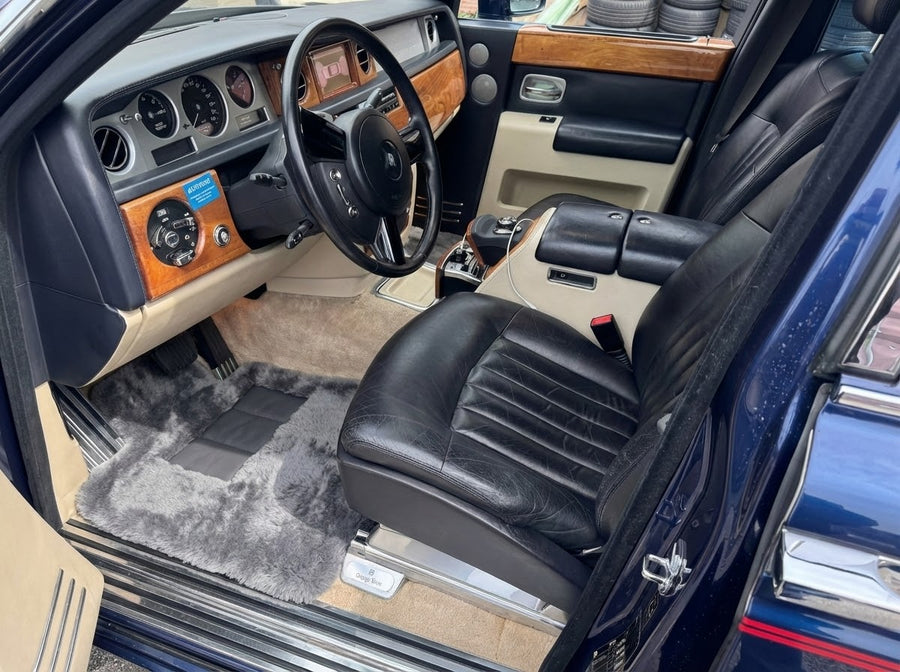 Dark Gray Sheepskin Floor Mats For Rolls Royce Phantom VIII (2017-2024) Er56 Design Brand
