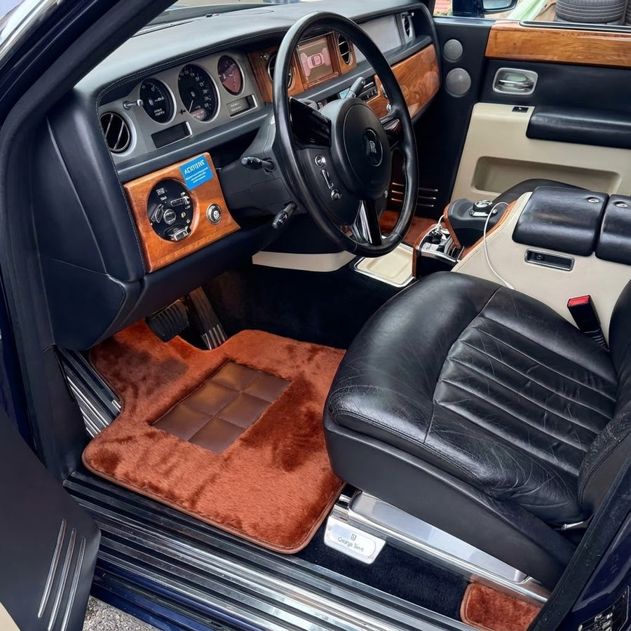 Ingwerfarbene Schafsfell-Autofußmatten für Rolls-Royce Phantom VIII (2017-2024)