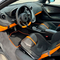 Fußmatten für McLaren 720S, schwarz, maßgeschneidert mit orangefarbenem Rand