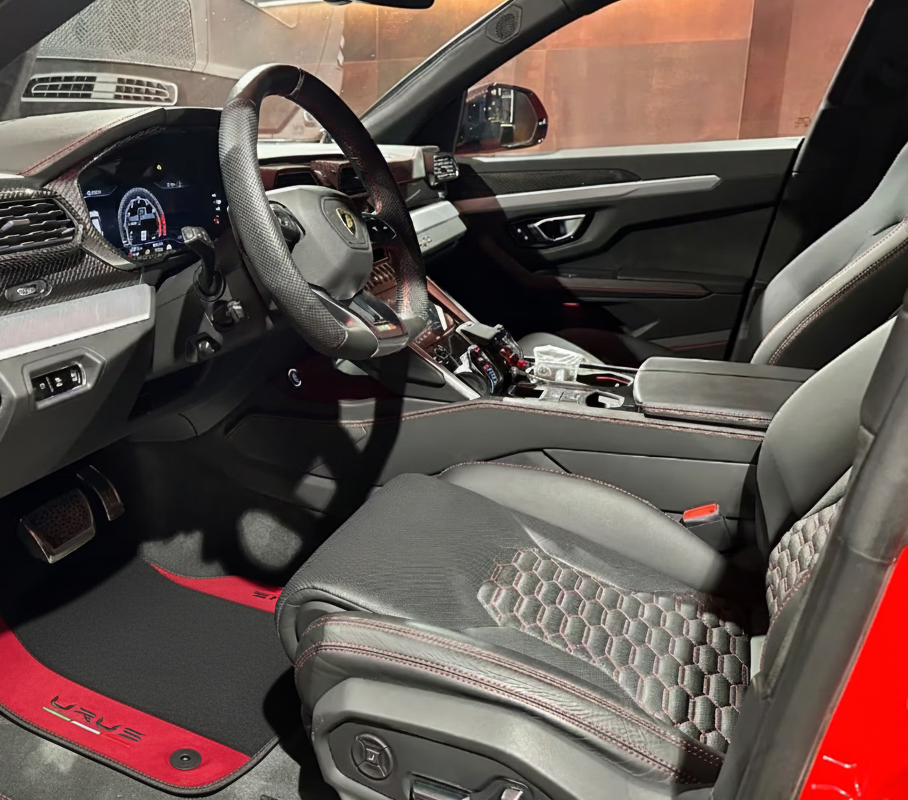 Gray Floor Mats For Lamborghini Urus With Carbon Leather - AutoWin.EU