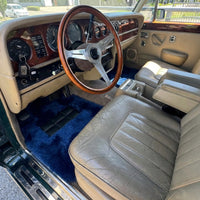 ロールスロイス レイス (2013–2023) 用ネイビーブルー シープスキン フロア マット | ER56のデザイン