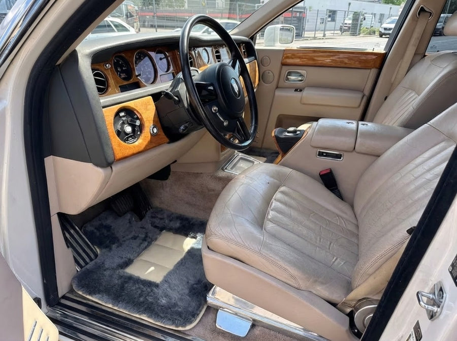 Schafsfell Autofußmatten für Rolls Royce Phantom VIII (2017-2024) ER56 Design Marke