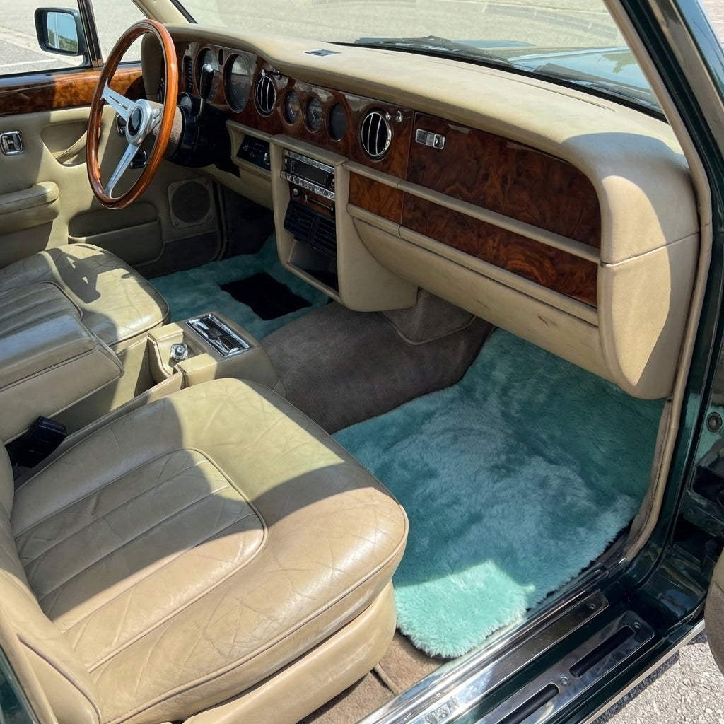 ロールスロイス レイス 2013-2023 ER56 デザイン用 ティフブルーシープスキンフロアマット