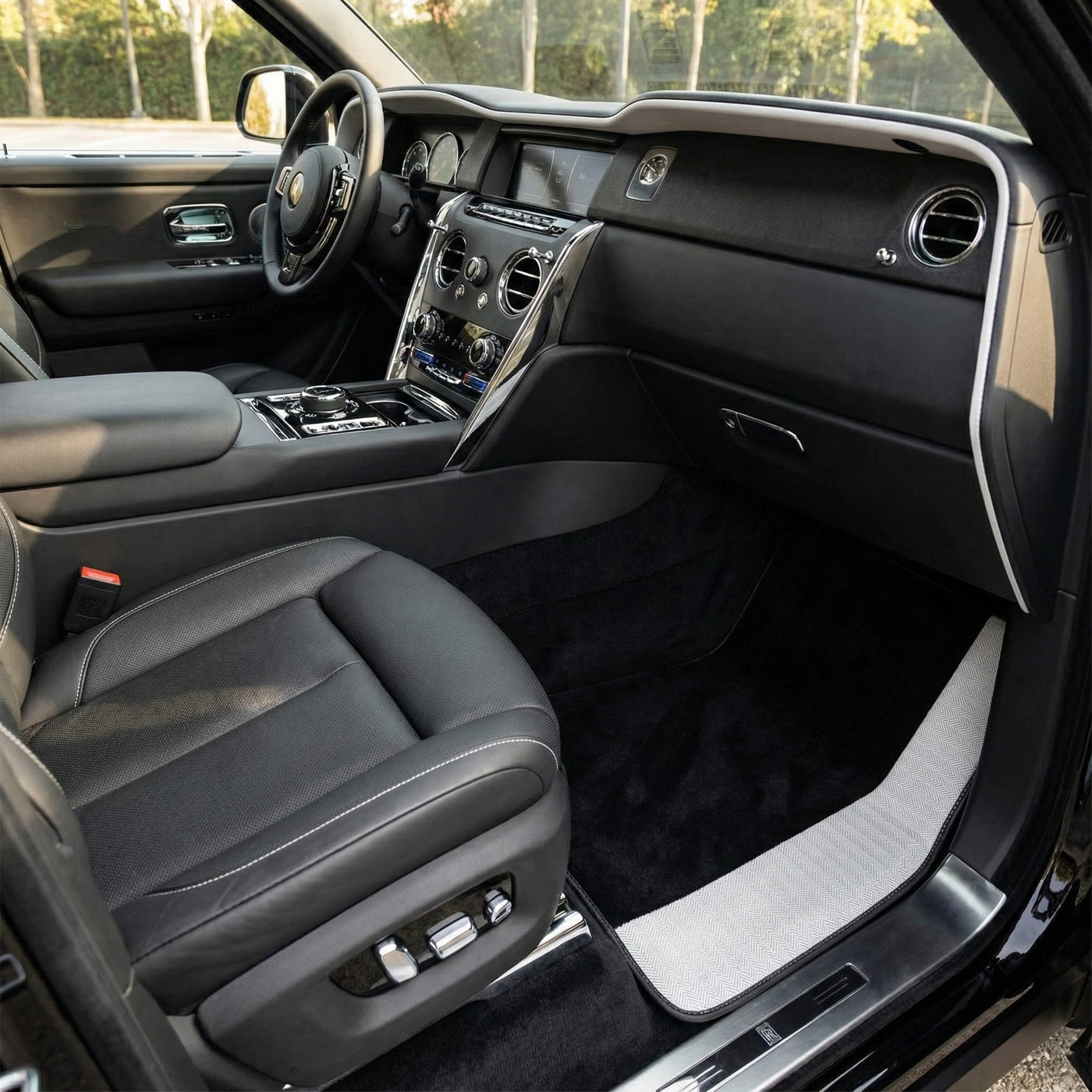 Black Floor Mats for Rolls Royce Cullinan 2018–2025 with Gray Leather Borders