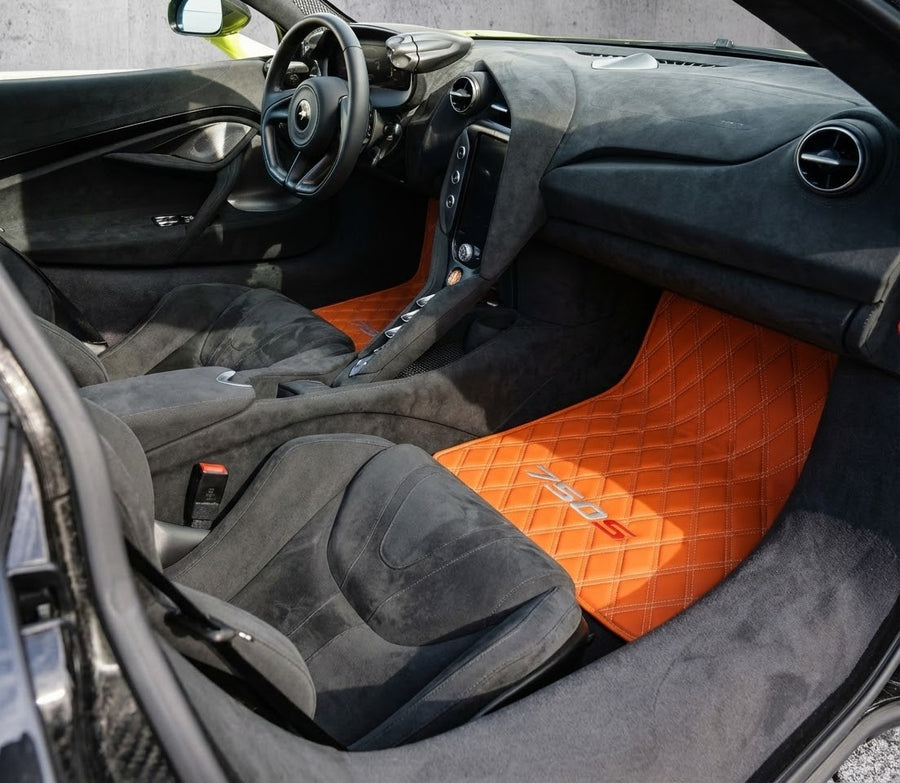 マクラーレン 750S (2023-2025) 用オレンジレザーフロアマット