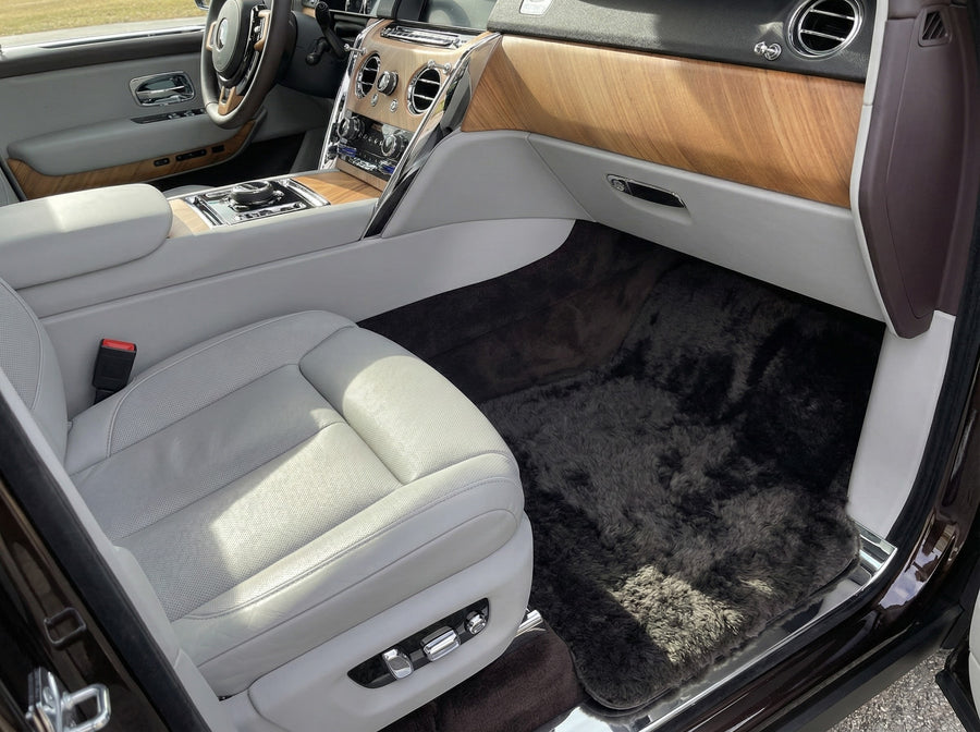 Echte Schafsfell-Autofußmatten Rolls Royce Cullinan Rr31 2018-2025 Er56 Design Brand