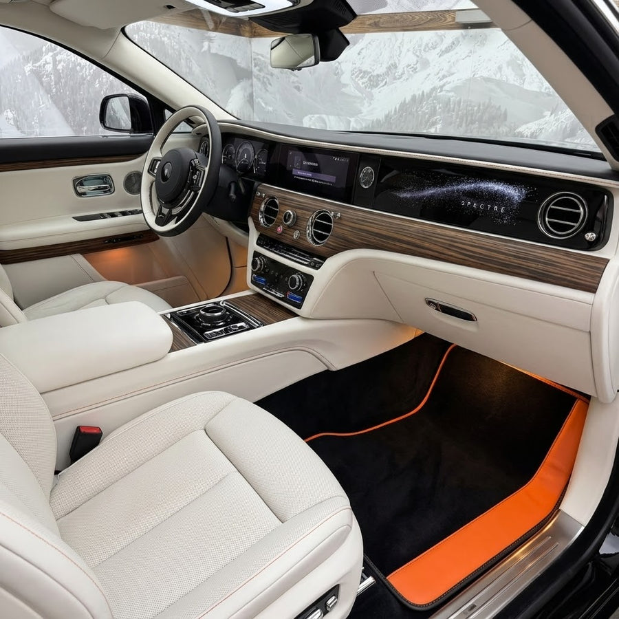 ロールスロイス スペクター（2023-2024）用カスタムフロアマット（オレンジレザー）