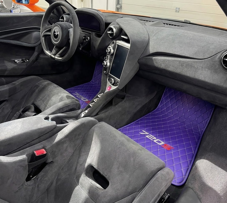 マクラーレン 720S 用パープルレザーカーマット
