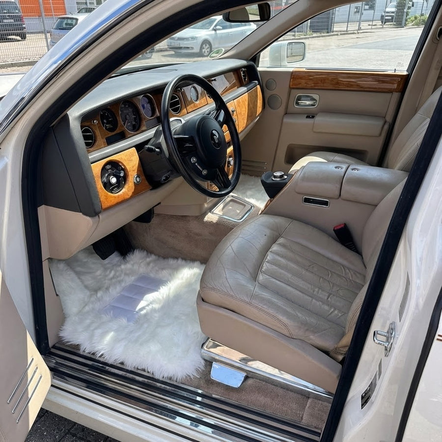 Weiße Schaffell-Fußmatten für Rolls Royce Phantom 2003–2016 Er56 Designmarke