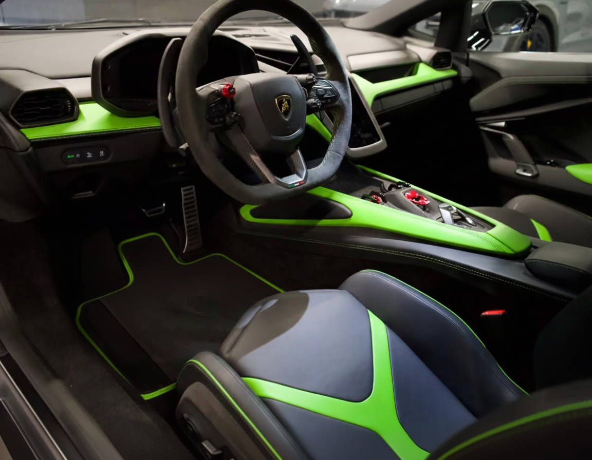 ランボルギーニ レブエルト (2024-2025) 用の六角形パターンのカスタマイズ可能なレザー フロア マット - AutoWin