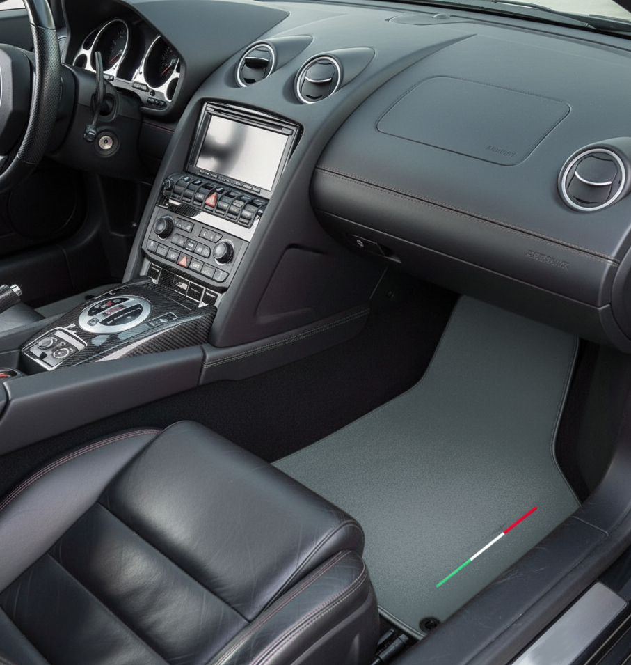 ランボルギーニ ガヤルド グレーカラーのカスタムフロアマット