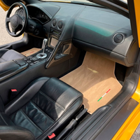 ランボルギーニ ムルシエラゴ用カスタマイズ可能なベージュフロアマット AutoWin ブランド