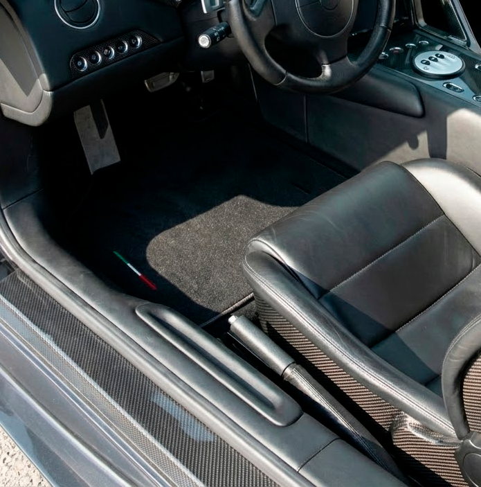 Personalisierbare Fußmatten für Lamborghini Murcielago, Stickerei, Marke AutoWin