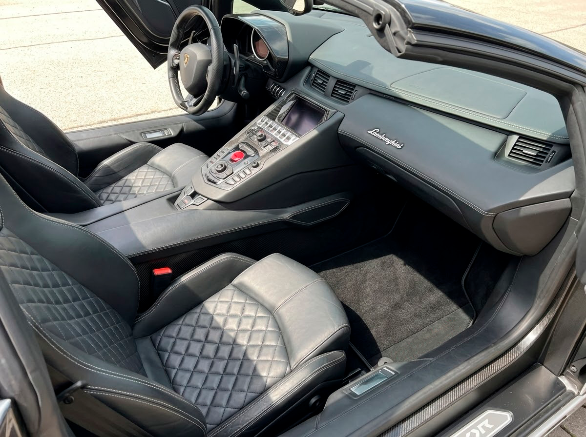 Interior look of floor mats for Lamborghini Aventador With Alcantara Leather