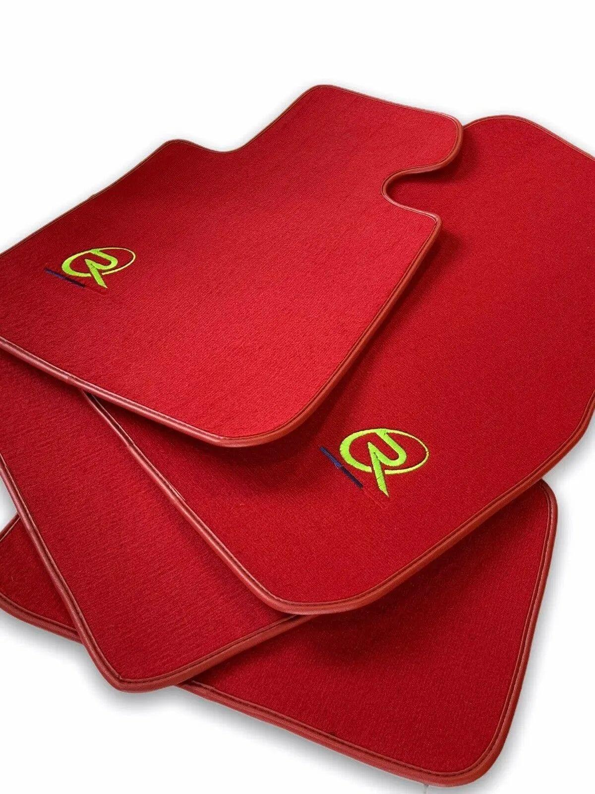 Red Floor Mats For BMW G60 (2023-2026) Sedan ROVBUT Brand Tailored Set Perfect Fit Green SNIP Collection - AutoWin