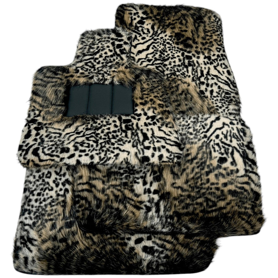 Sheepskin Floor Mats for Aston Martin V12 Vanquish S (2004-2007)
