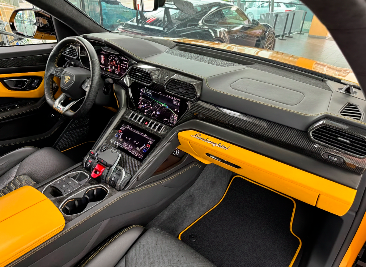Bodenbeläge für Lamborghini Urus