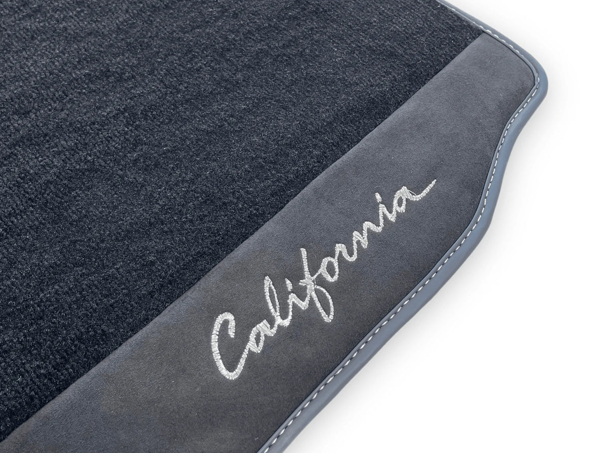 Schwarze Autofußmatten für Ferrari California 2008-2014 mit Alcantara - AutoWin