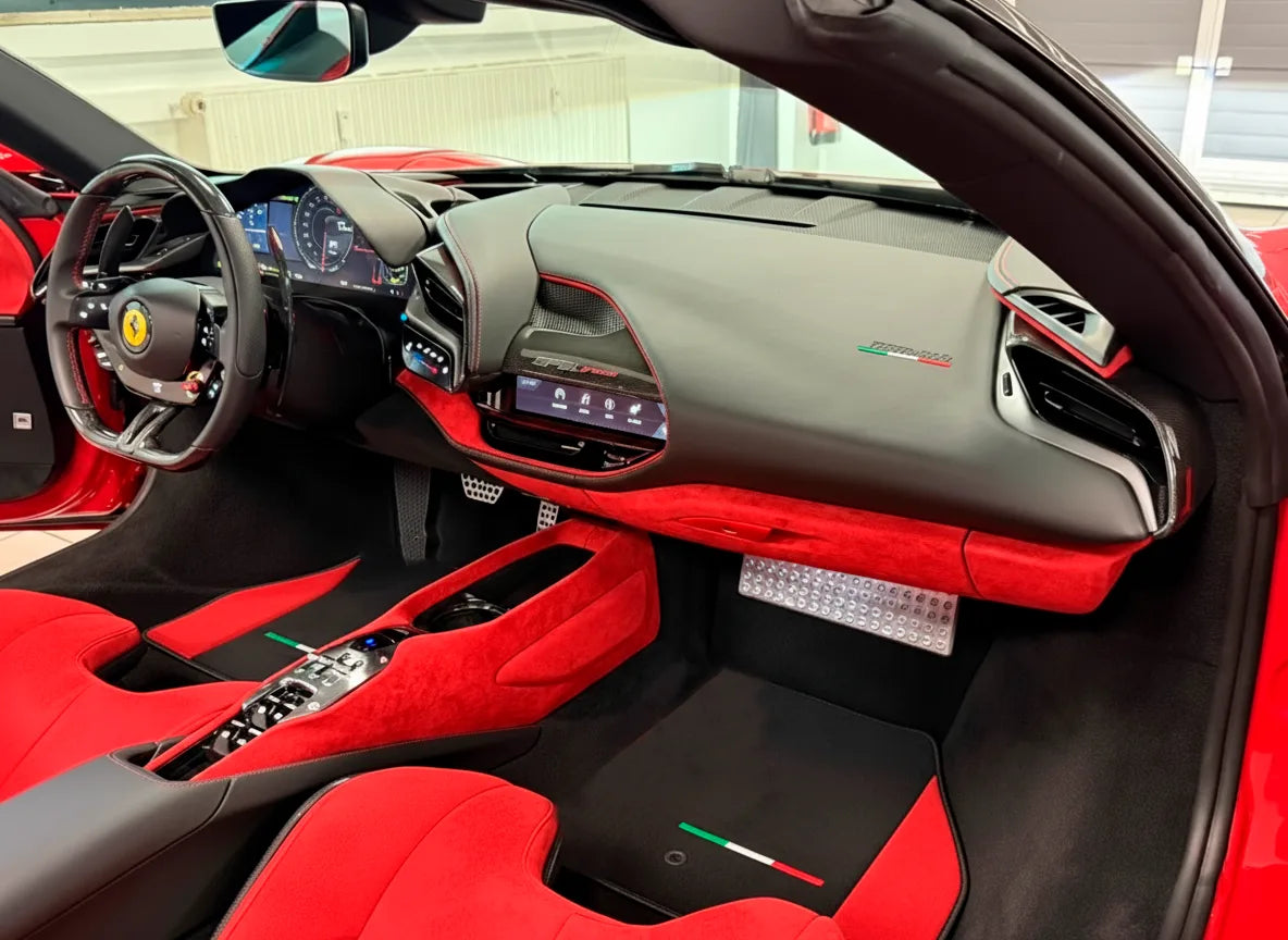 Black Floor Mats for Ferrari SF90 Stradale (2019-2024) with Red Alcantara Leather