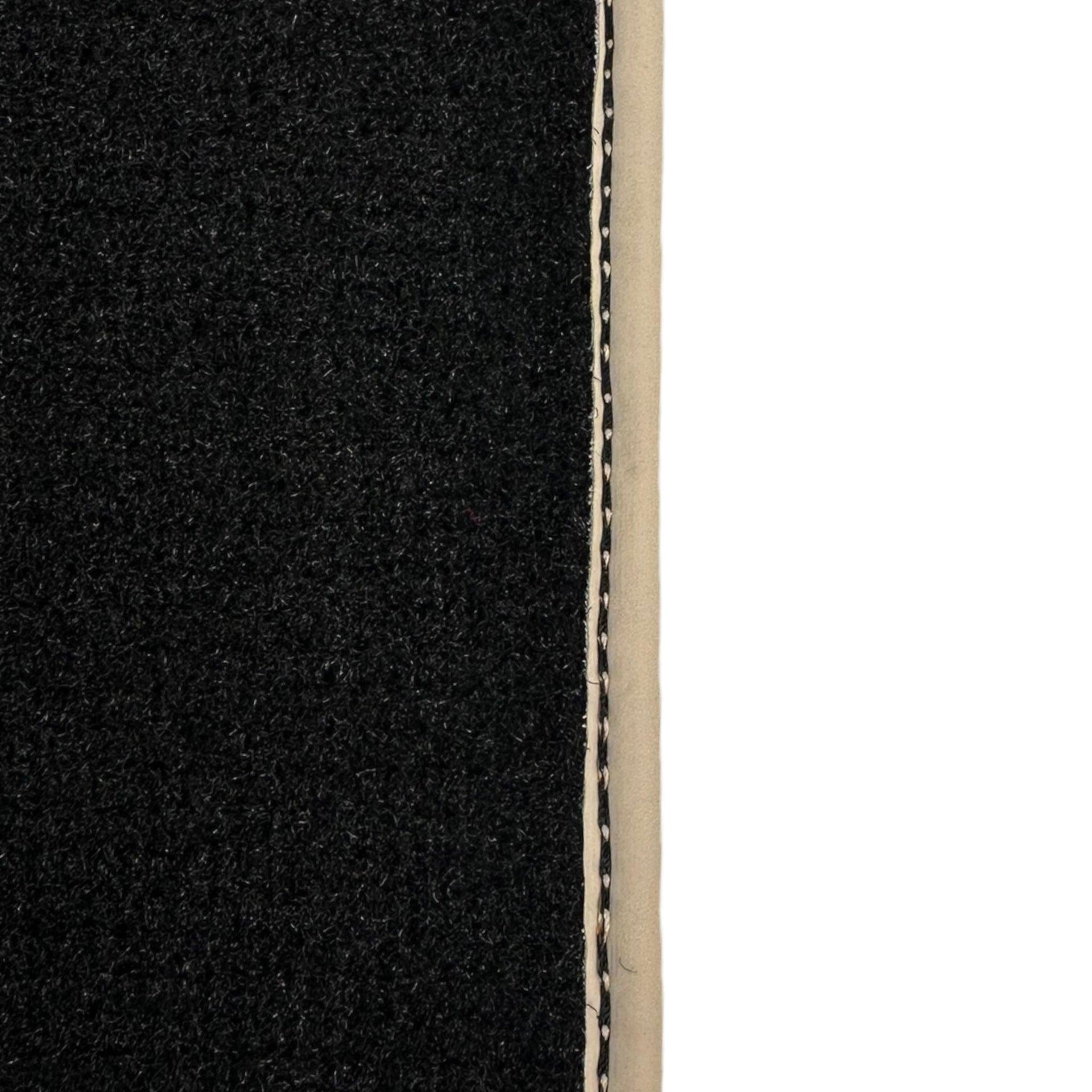 Black Floor Mats For Ford F150 (2009-2014) ER56 Design - AutoWin