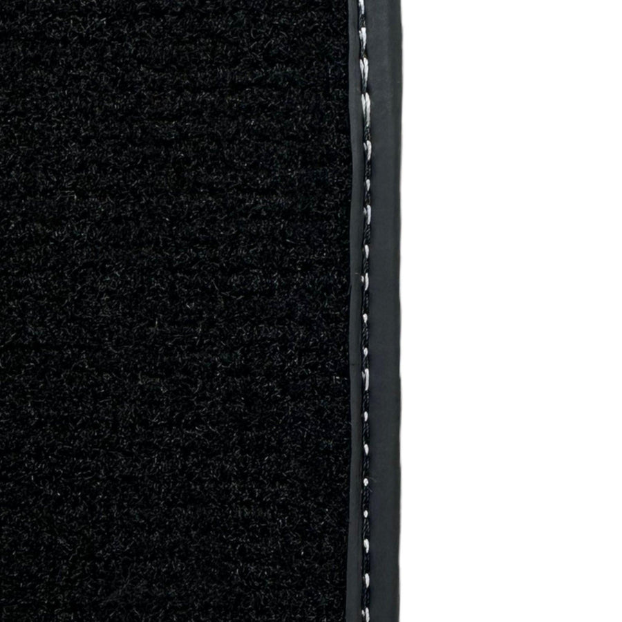 Black Floor Mats For Honda CR-V (1997-2001) - AutoWin