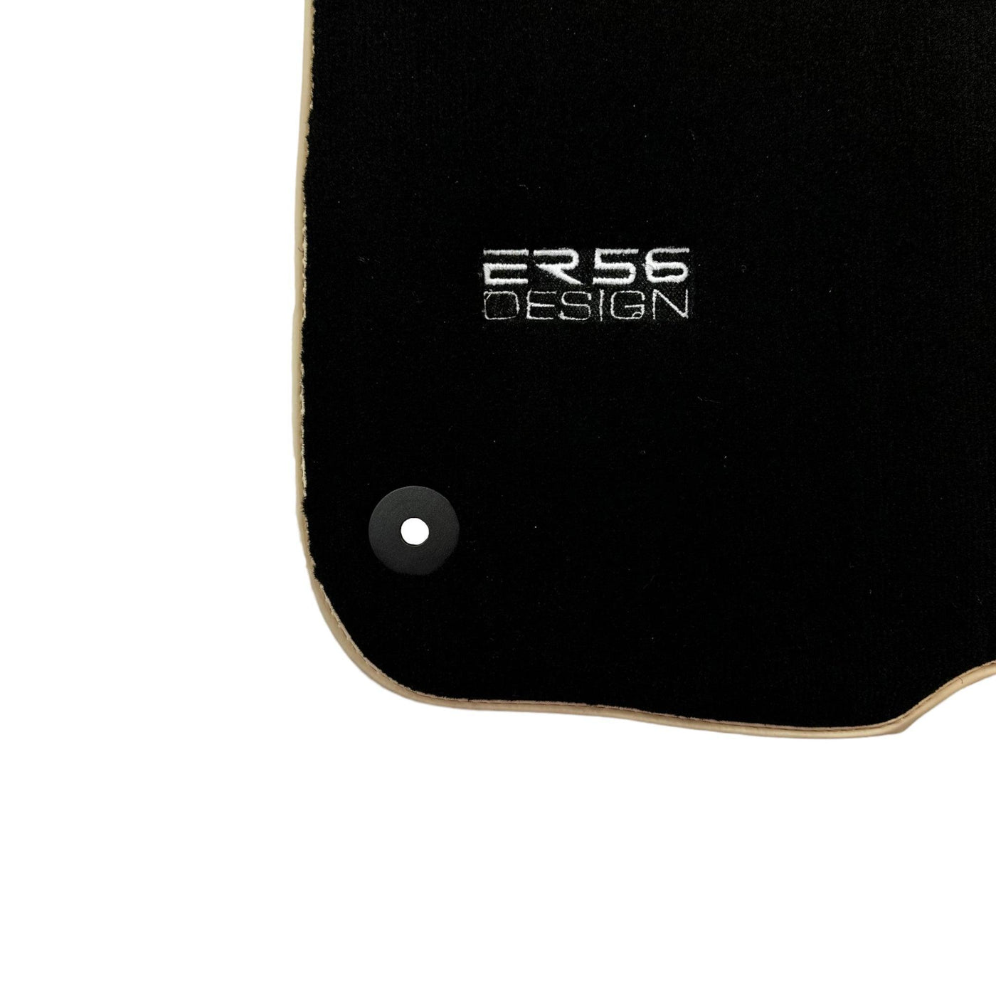 Black Floor Mats For Honda CR-V (2017-2022) ER56 Design - AutoWin