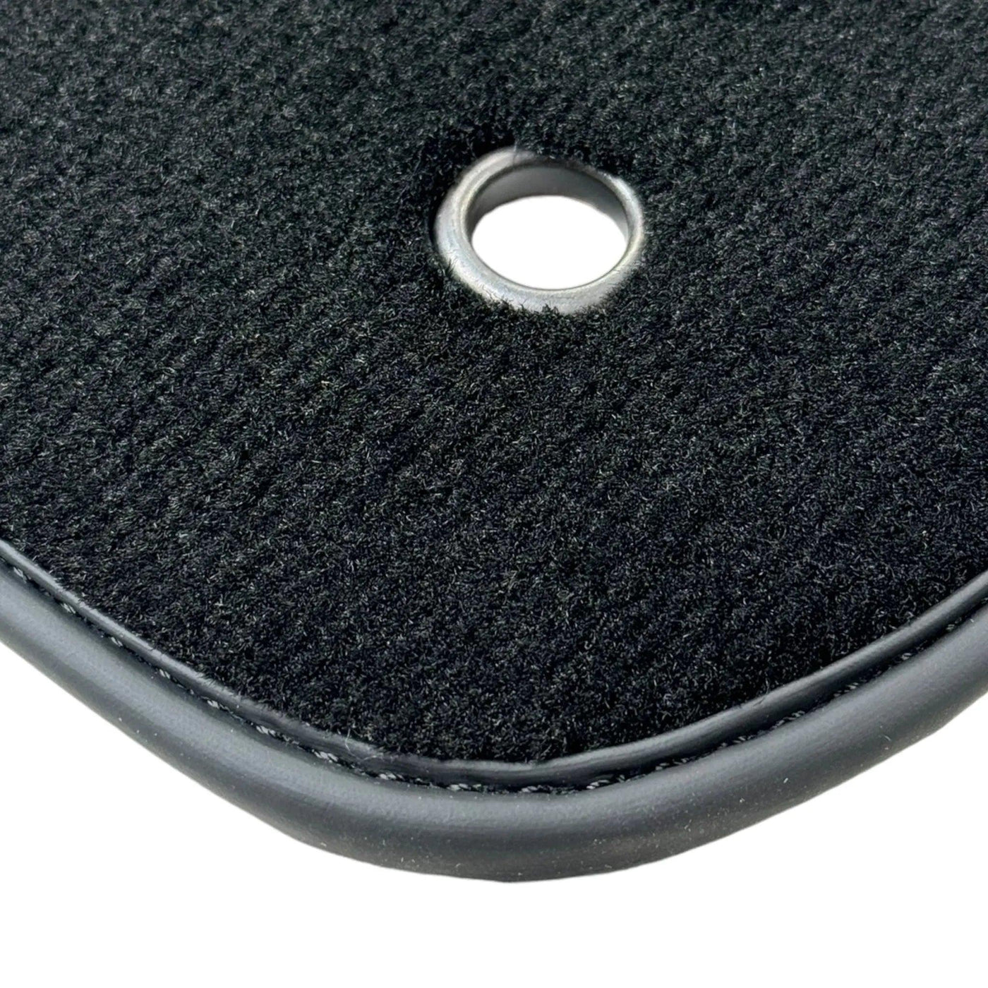 Black Floor Mats for Jeep Wrangler JK (2007-2018) 5 Doors Single Fixation - AutoWin